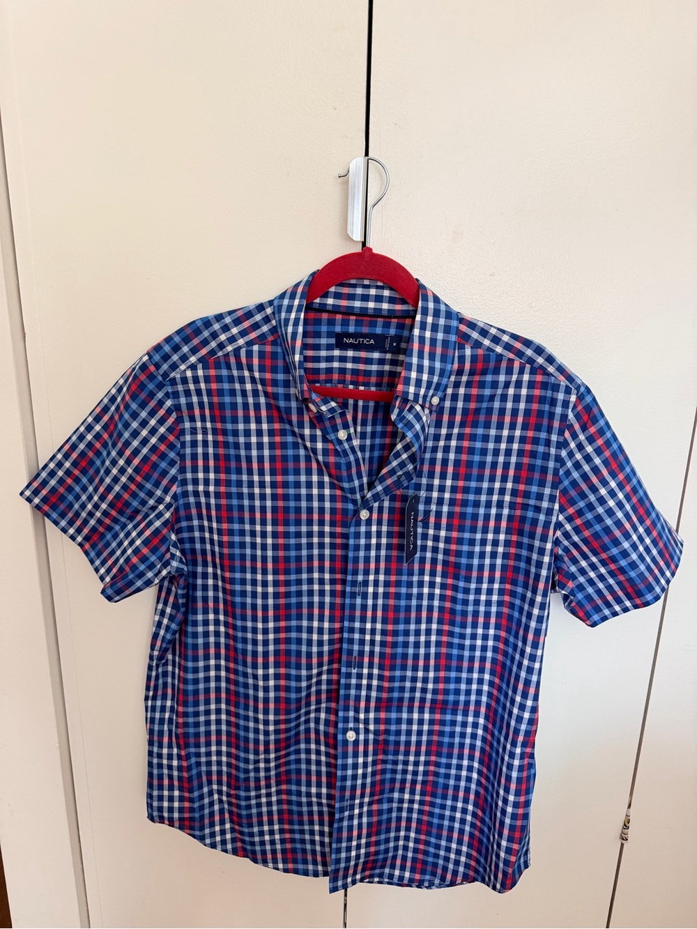 NWT Nautica Red & Blue Plaid Short-Sleeve Button Shirt. 
Size M